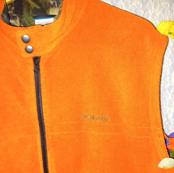 Men's XXL Columbia Orange/Camo Fleece Zip up Vest - Picture 4 of 9